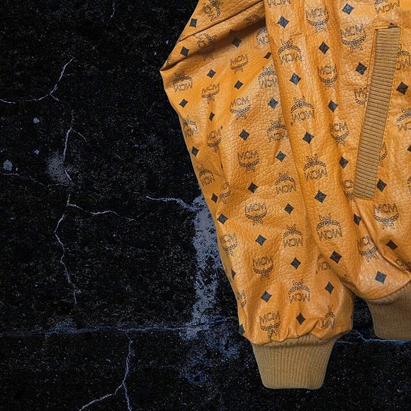 Vintage 80's MCM (Dapper Dan) Jacket & Hat sz. XL and Hat snapback - Picture 8 of 11